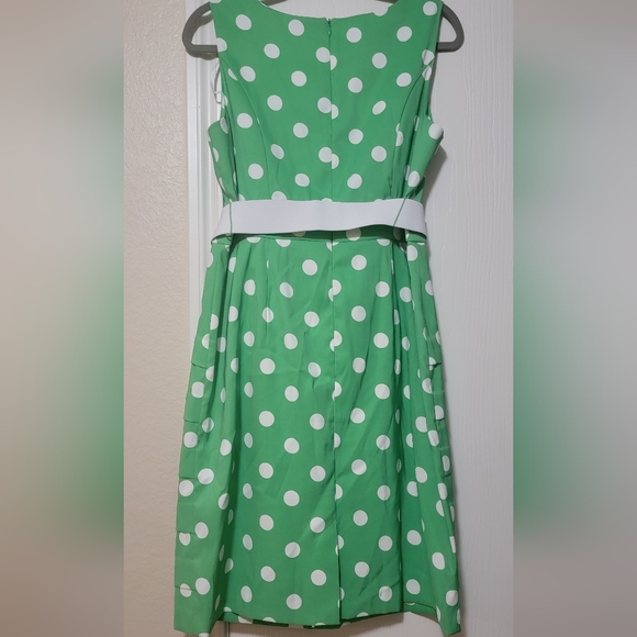 ROZ & ALI / DRESS BARN GREEN & WHITE POLKA DOT DRESS - Picture 5 of 7